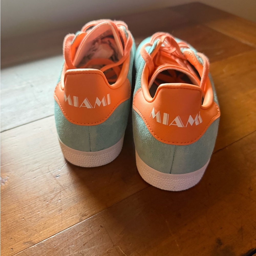 Adidas 2024 Inter Miami CF Archive Gazelle - Picture 5 of 6